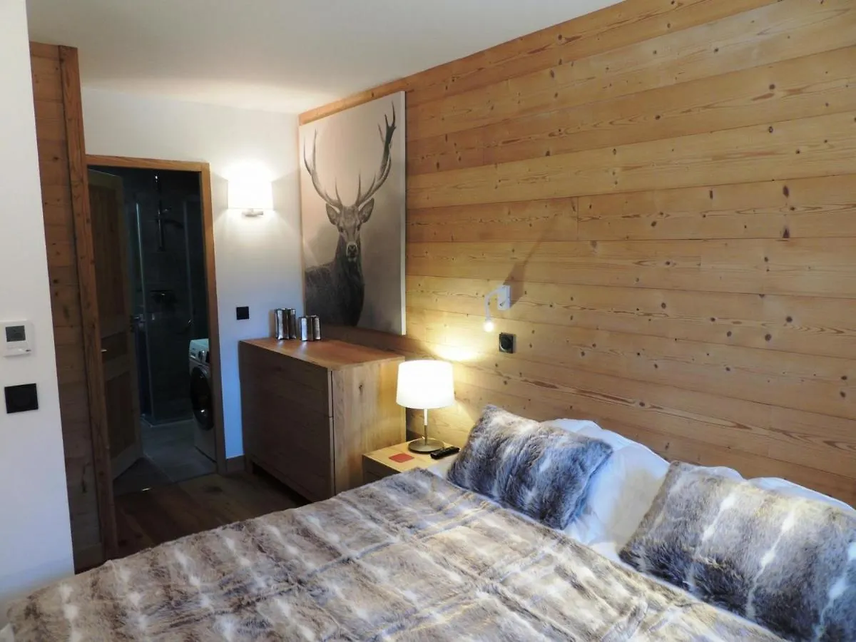Charmant Triplex 3* Avec Parking, Wifi, Proche Centre Village - Fr-1-598-32 Les Gets Apartment