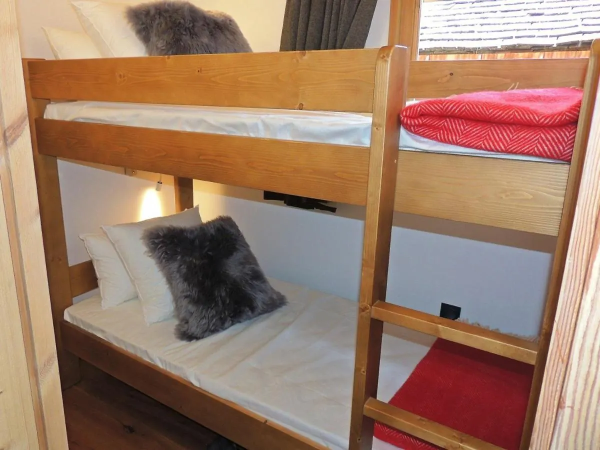 Charmant Triplex 3* Avec Parking, Wifi, Proche Centre Village - Fr-1-598-32 Les Gets Apartment