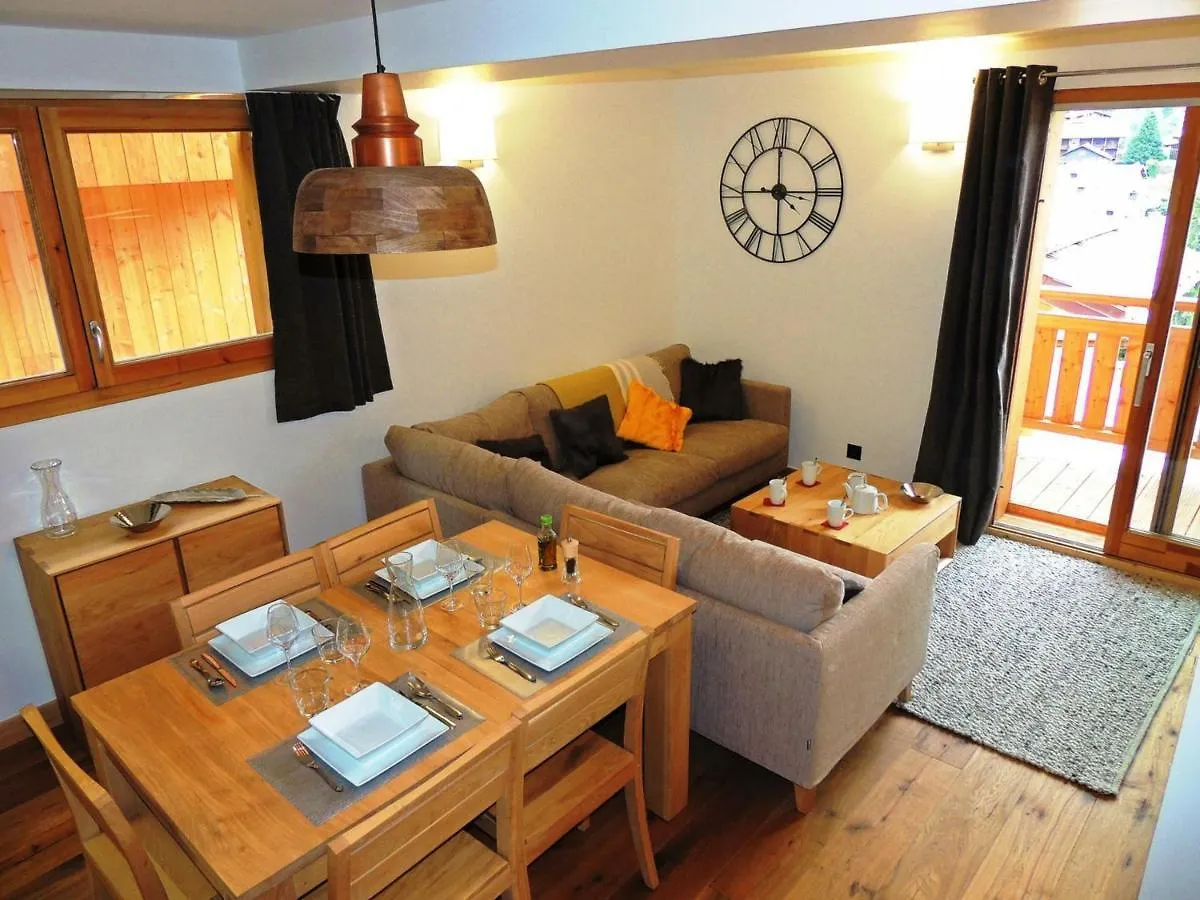 Charmant Triplex 3* Avec Parking, Wifi, Proche Centre Village - Fr-1-598-32 Les Gets 0*,